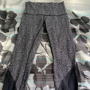 Lulu lemon size 6 leggings, worn once